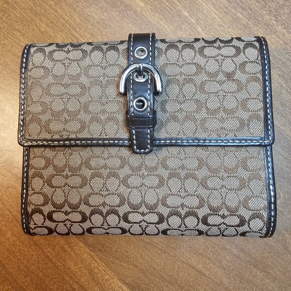Coach Signature CC Brown Canvas and Brown Leather Trim Buckle Snap Bifold Wallet - Picture 1 of 8